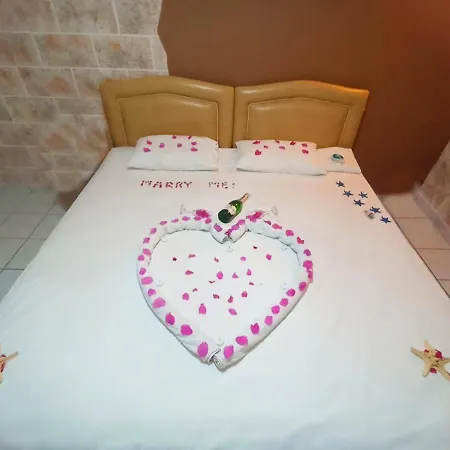 Laganas Beach Hotel Apartmanhotel *