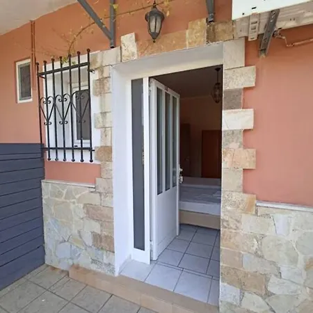 Laganas Beach Hotel Apart-hotel *